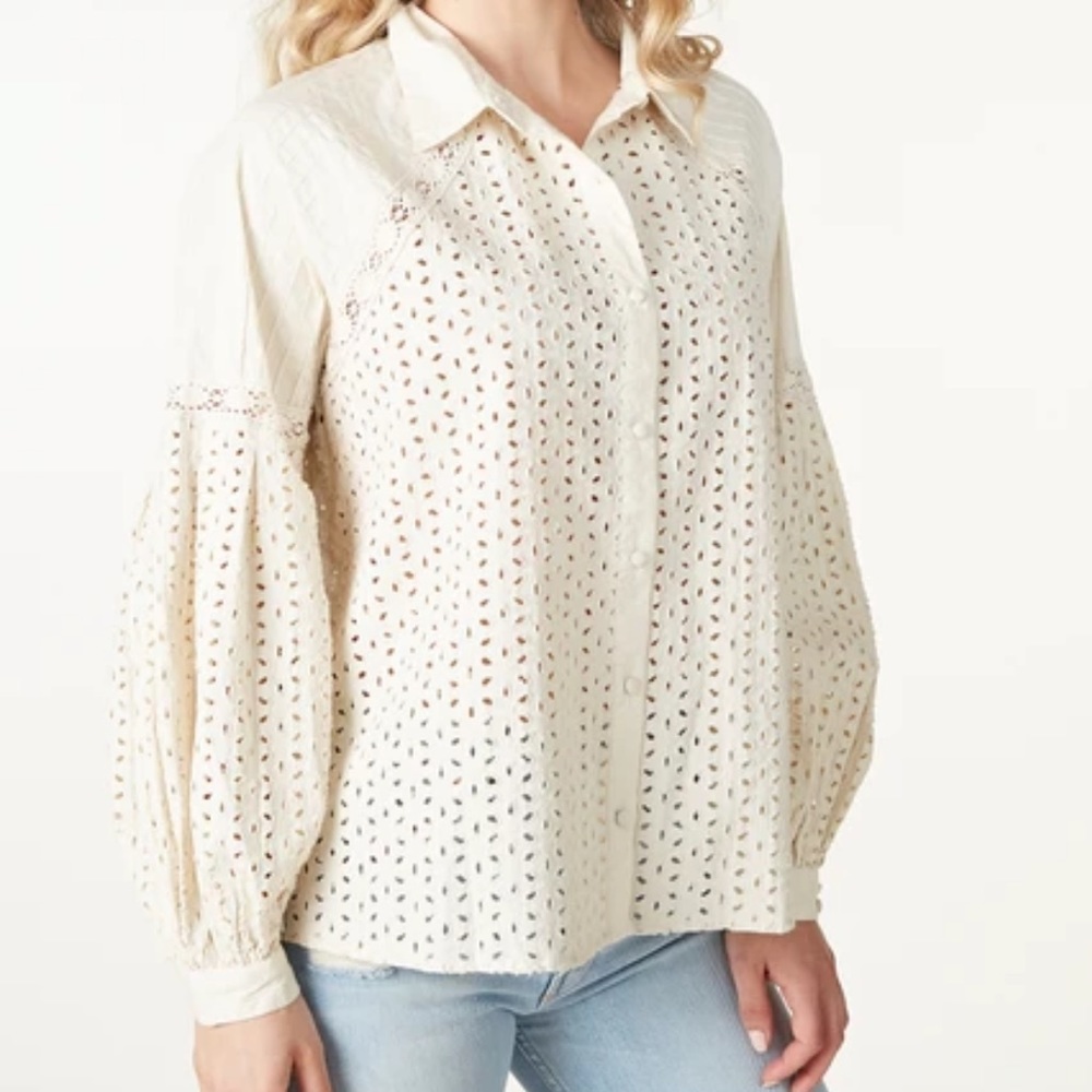 NEW The Odells Olivia eyelet blouse, Small